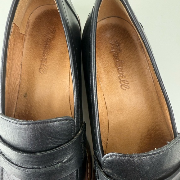 Madewell Black Leather Corrine Lugsole Loafers - Picture 6 of 7